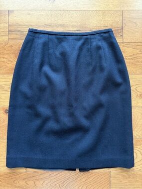 Amanda Smith 100% Pure Wool Black Pencil Skirt Lined Size 6